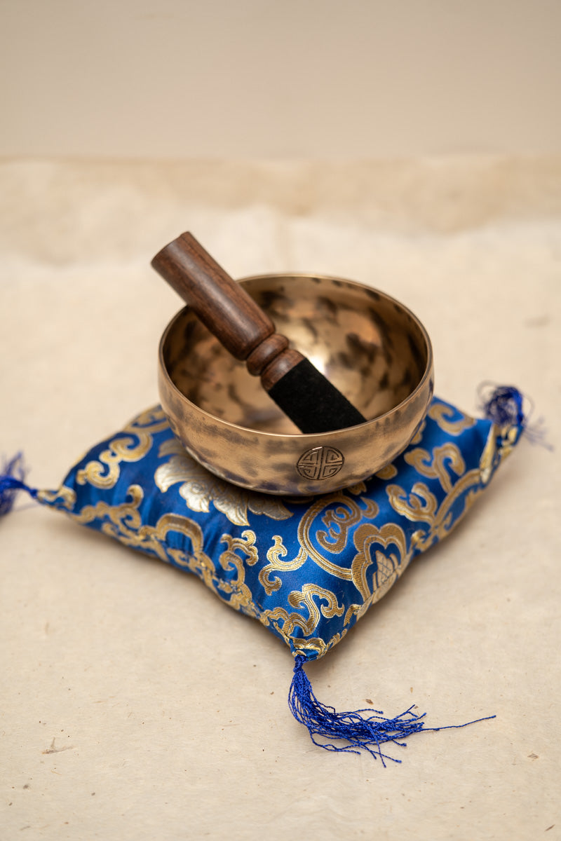 Third Eye Chakra Moon Bowl A4 (474Hz)- Handcrafted singing bowl
