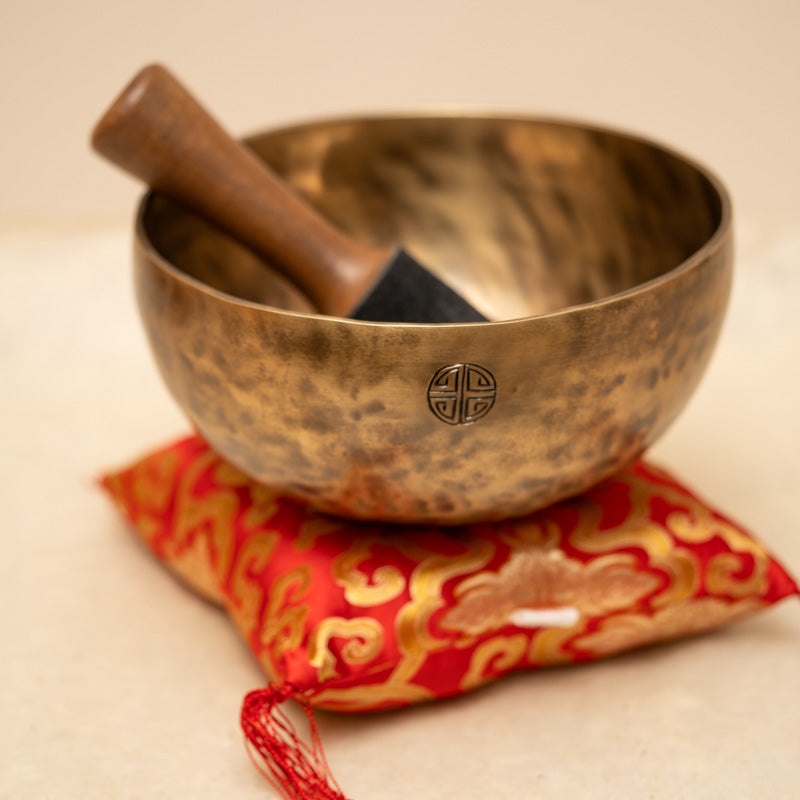 Root Chakra Moon Bowl - Tibetan singing bowl