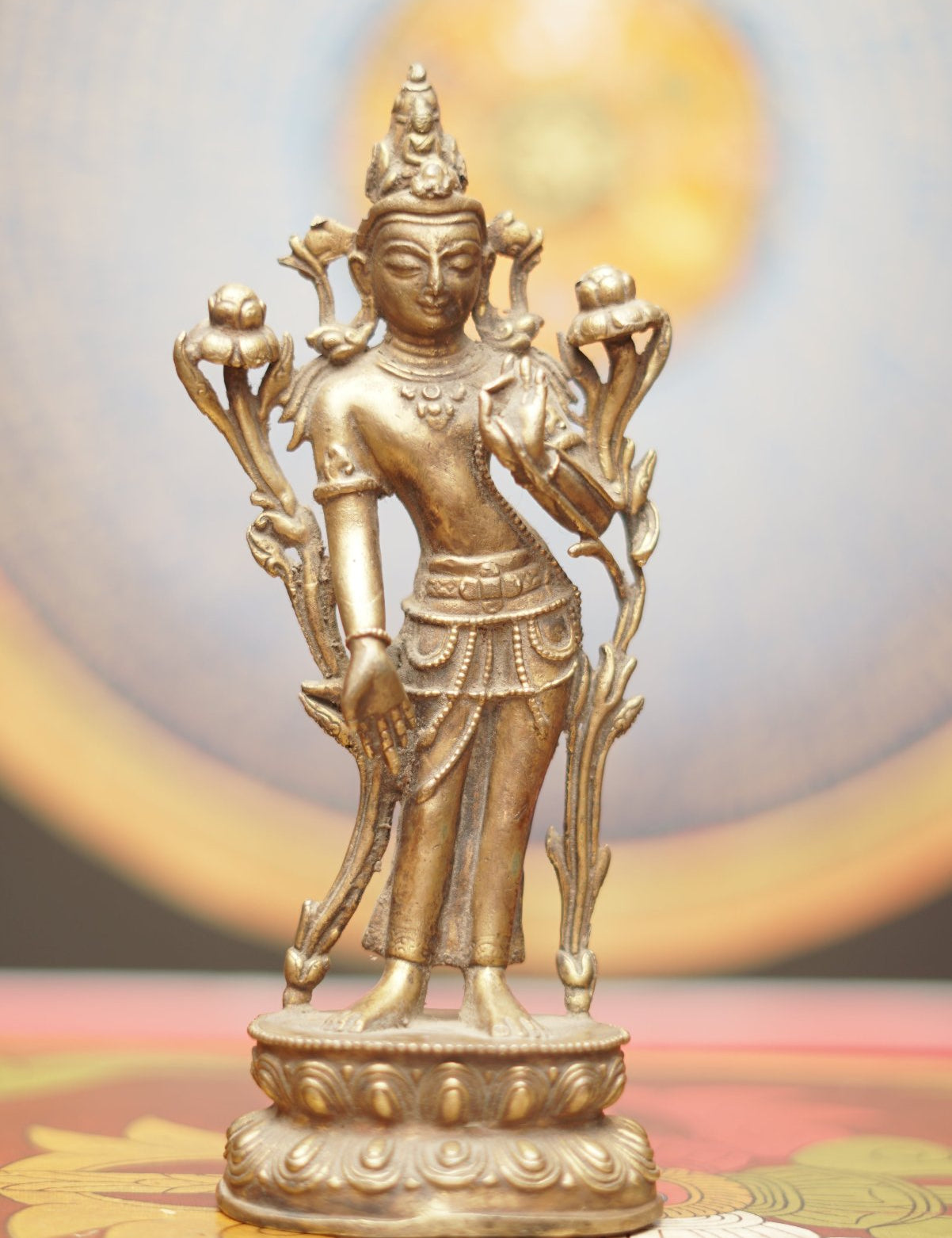 Standing Avalokeshwor Statue - Himalayas Shop