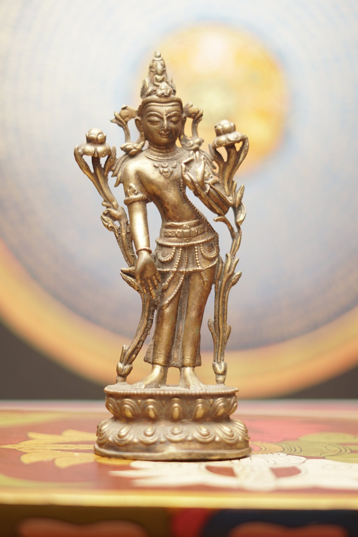 Standing Avalokeshwor Statue - Himalayas Shop