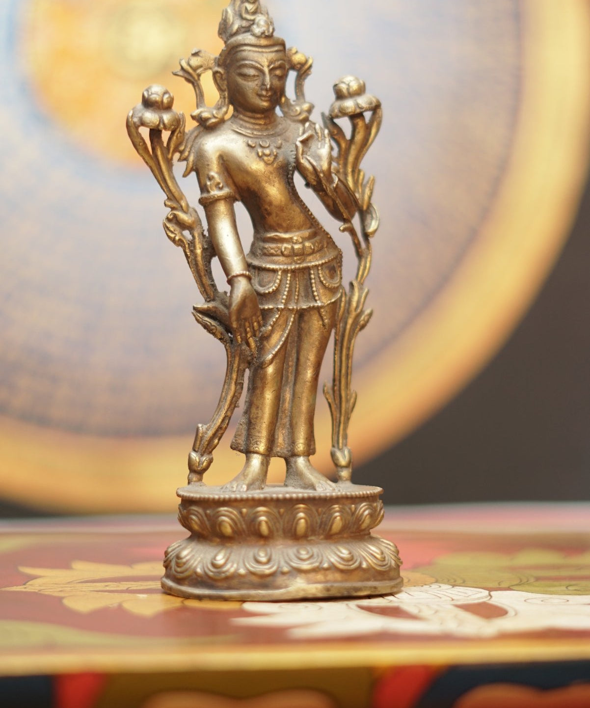 Standing Avalokeshwor Statue - Himalayas Shop