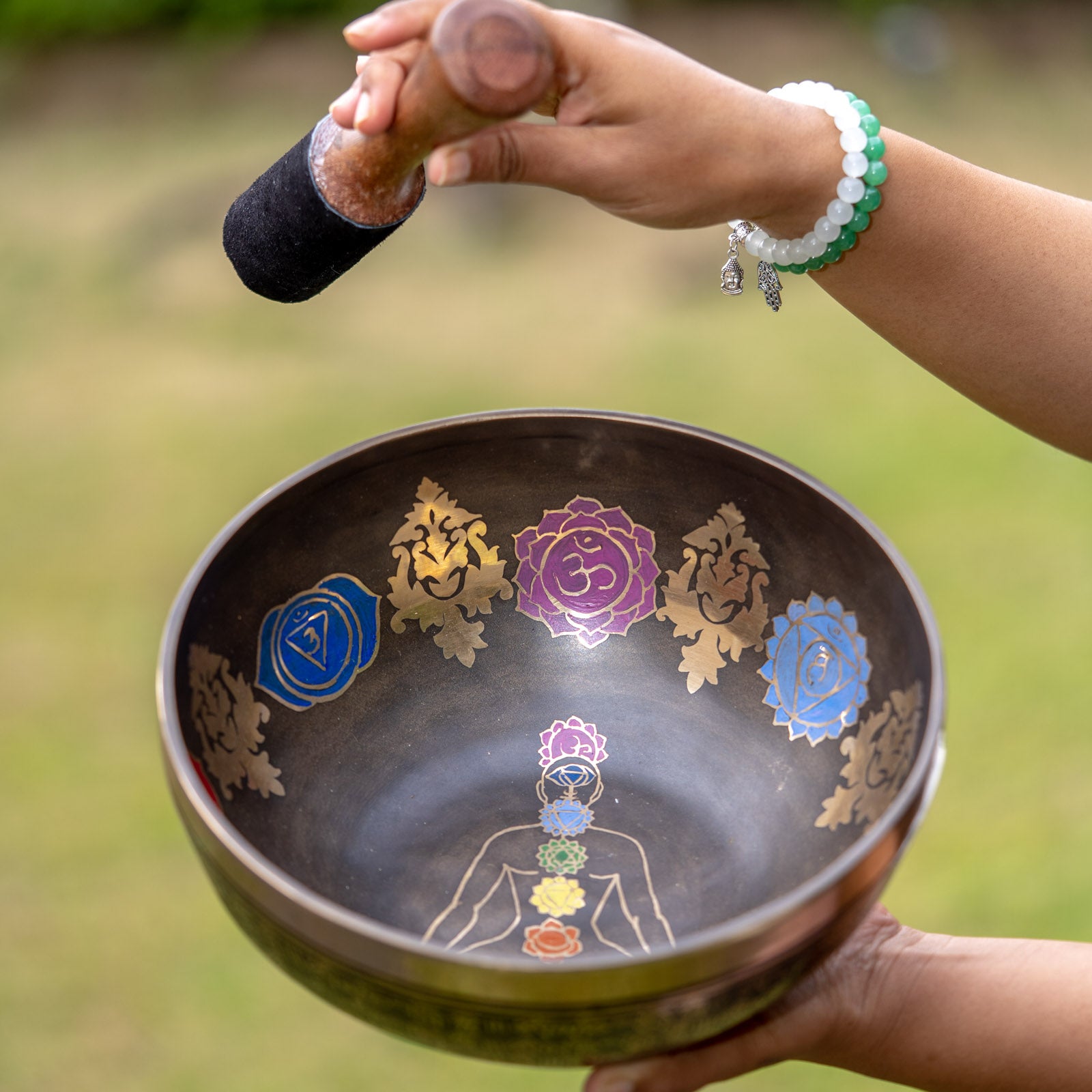 7 Chakra Singing Bowl for sound therapy.