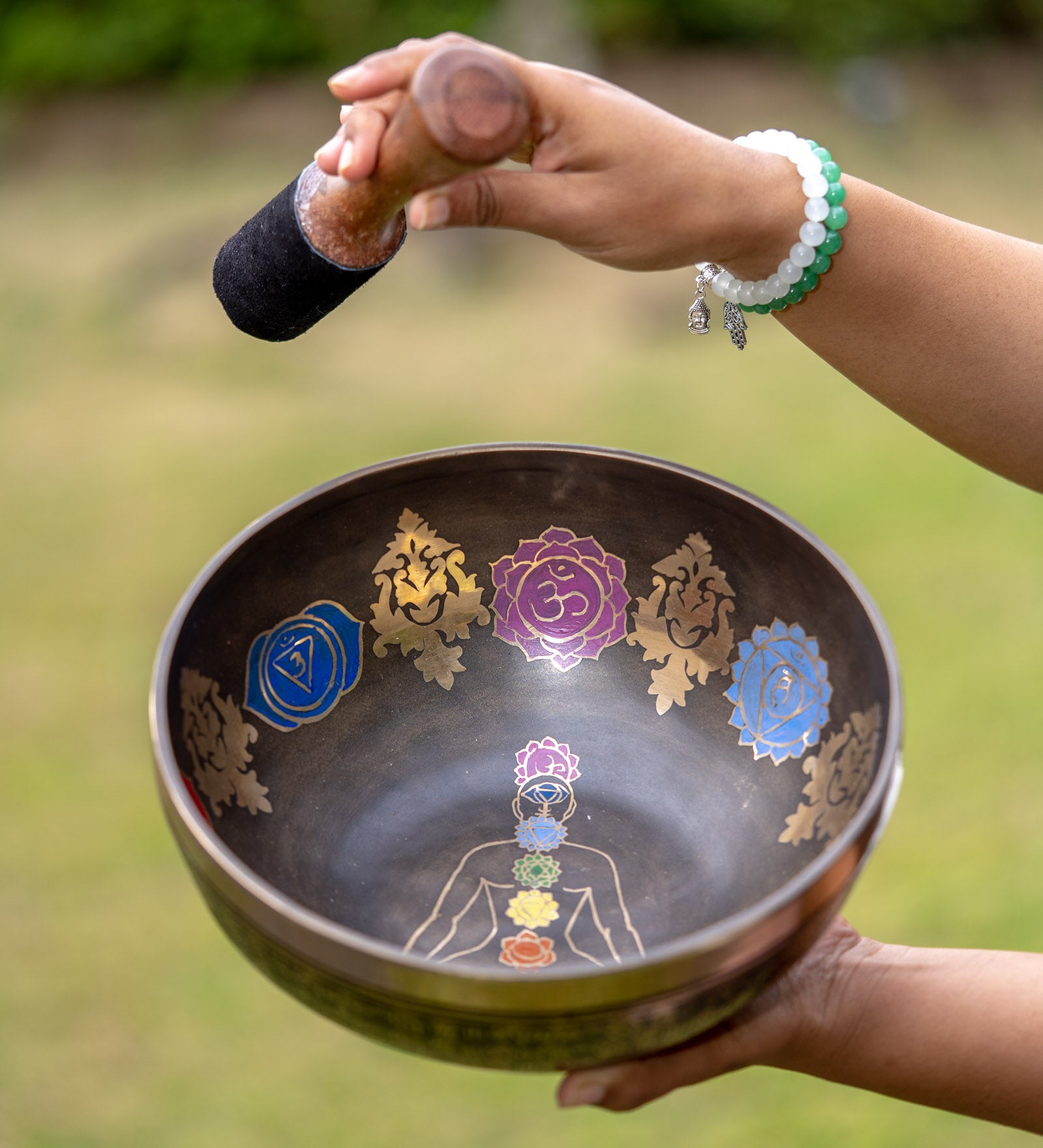 7 Chakra Singing Bowl for sound therapy.