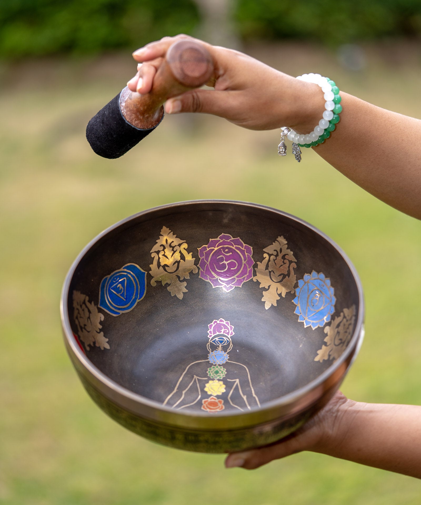 7 Chakra Singing Bowl for sound therapy.