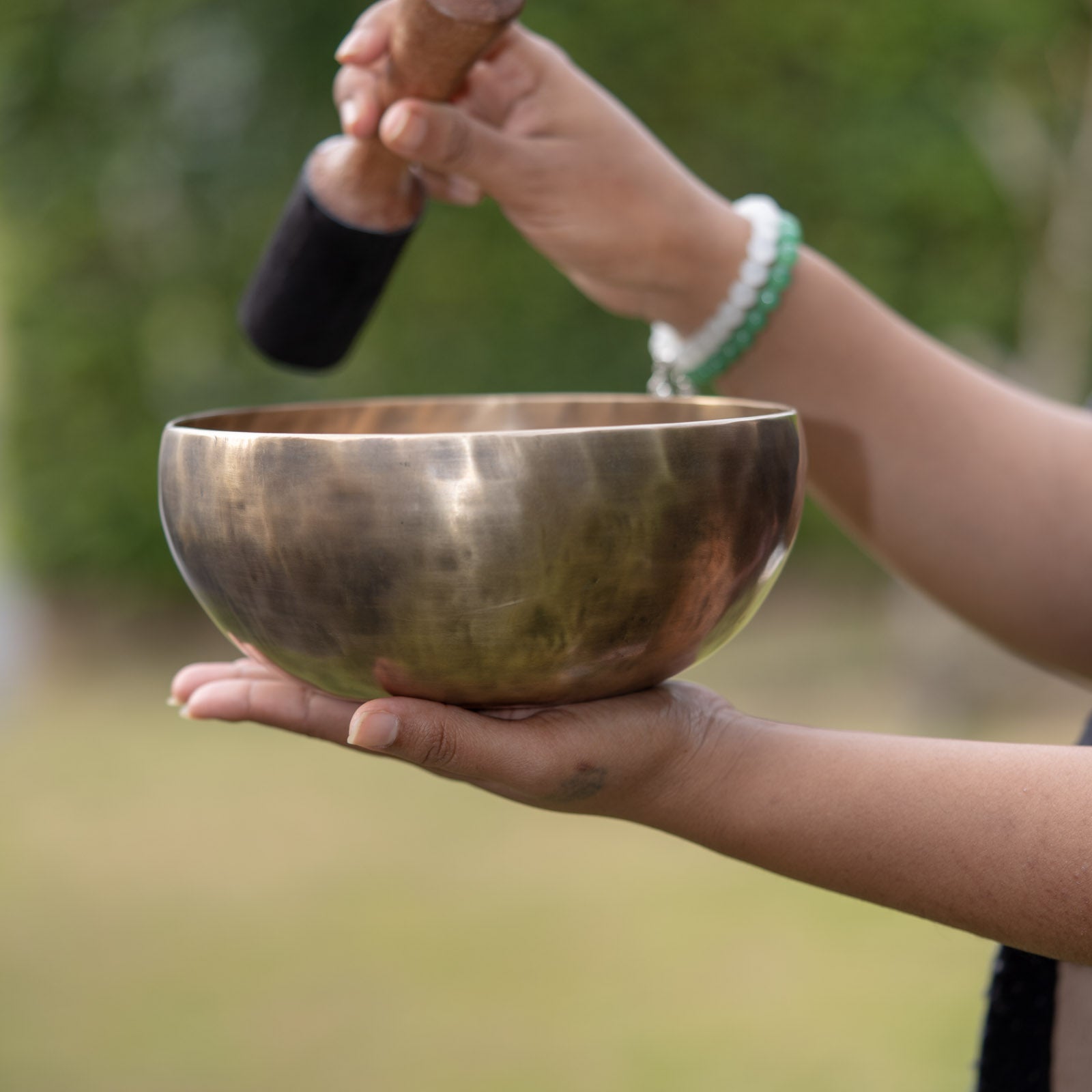  Singing Bowl for gifting.