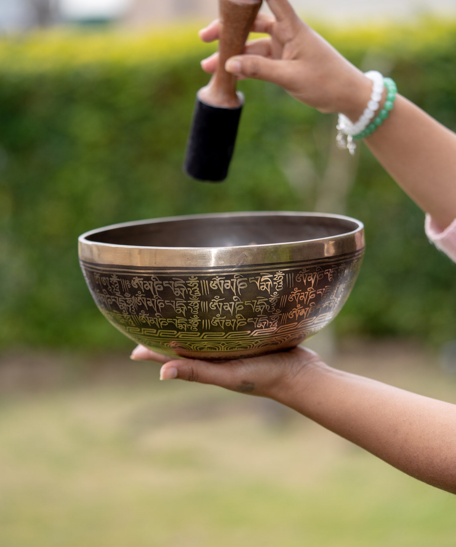 7 Chakra Singing Bowl for sound therapy.