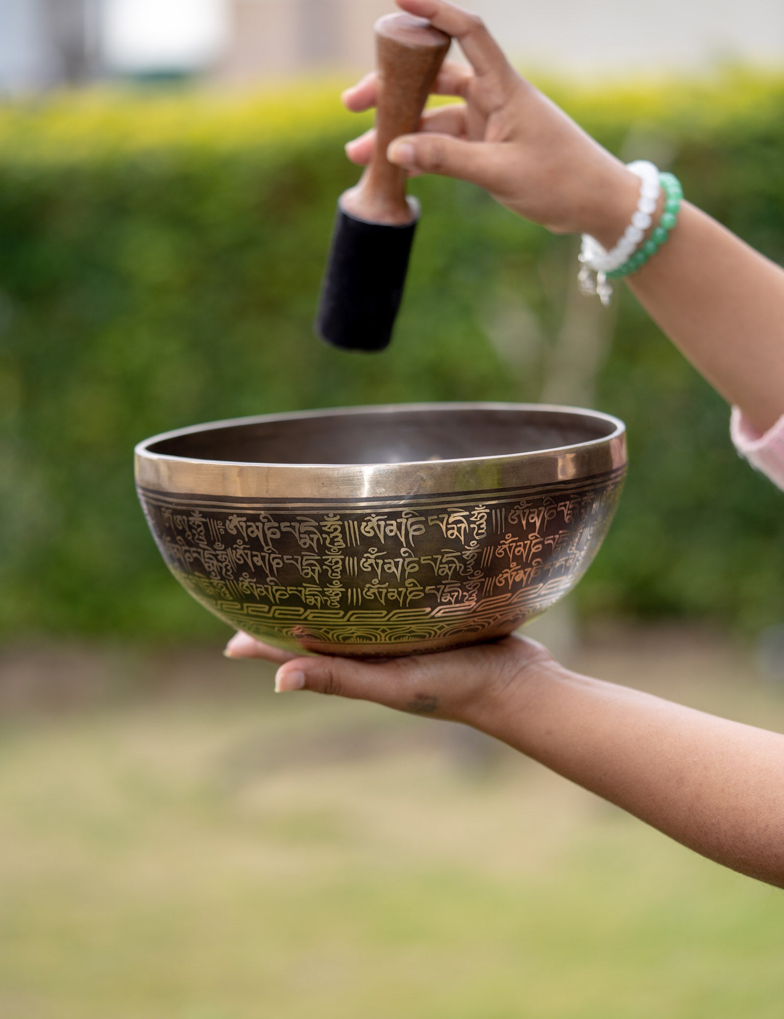 7 Chakra Singing Bowl for sound therapy.