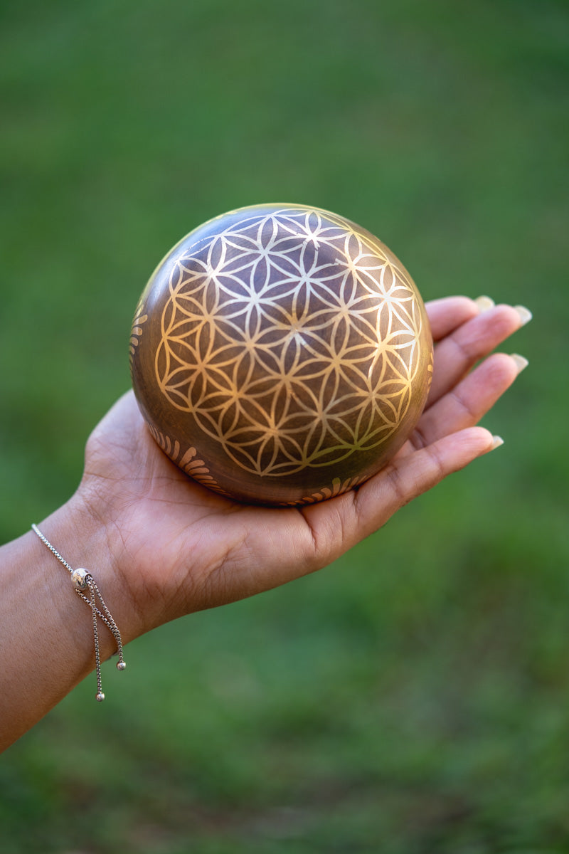 Cosmos Singing Bowl - Tibetan Bowl from Himalayas