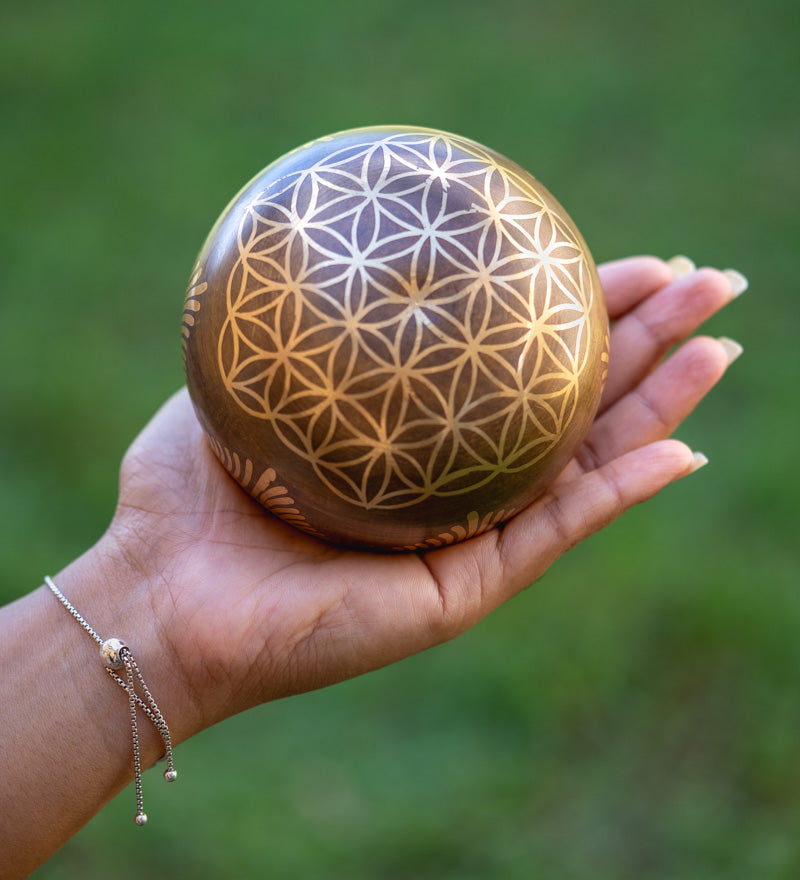 Cosmos Singing Bowl - Tibetan Bowl from Himalayas