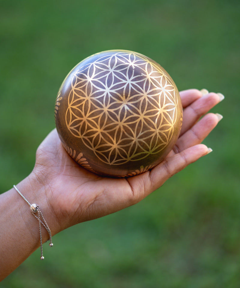 Cosmos Singing Bowl - Tibetan Bowl from Himalayas