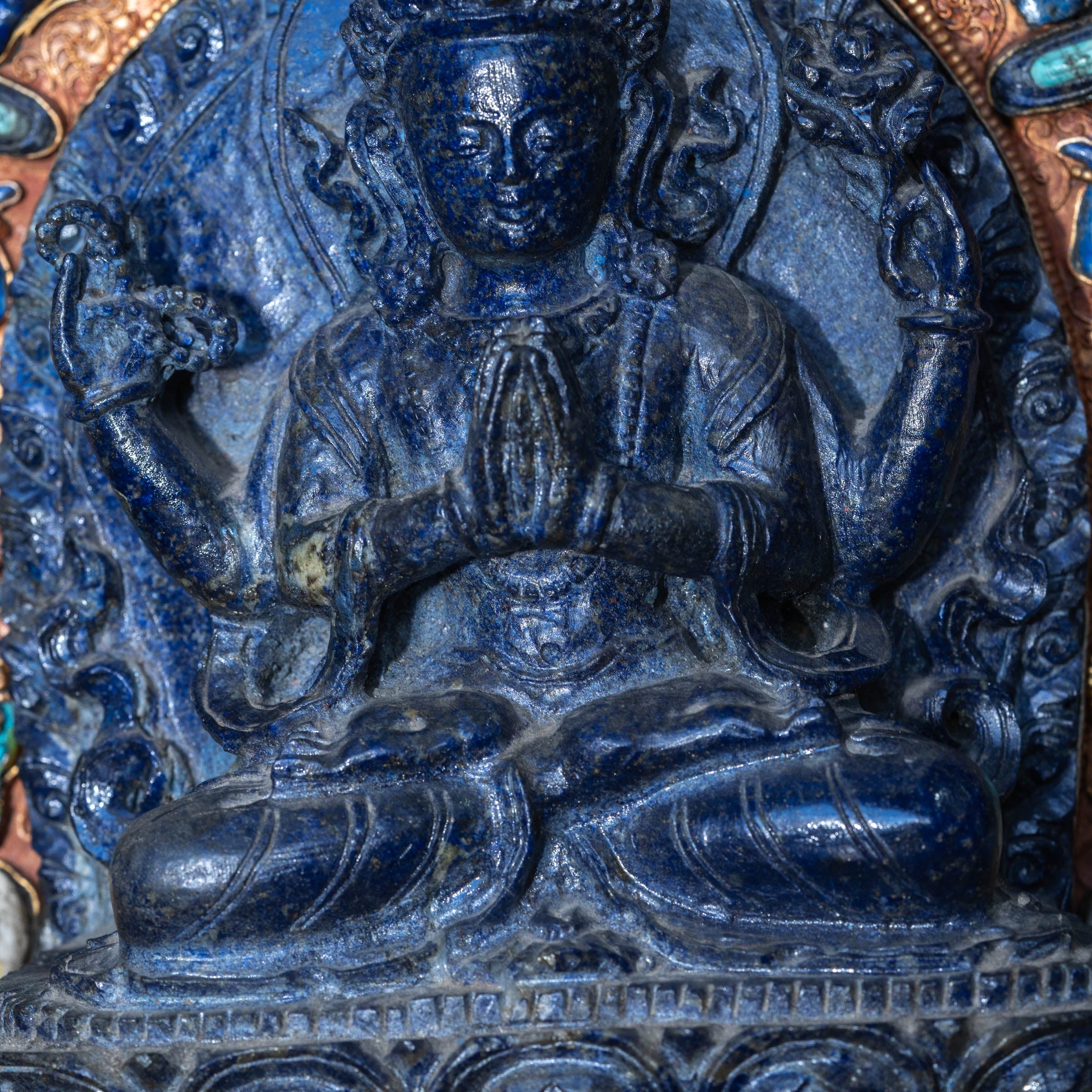 Chengresi Statue on Lapis Stone.