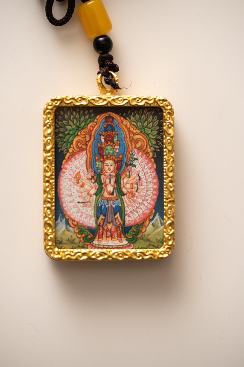  Avalokiteshvara Ghau Thangka Locket