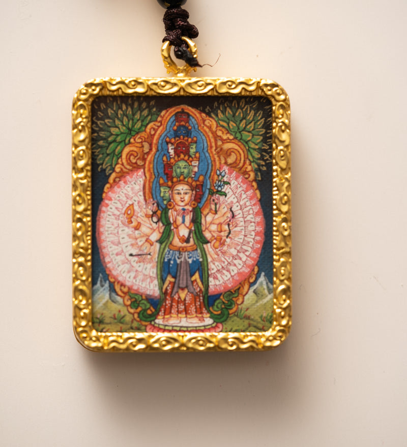  Avalokiteshvara Ghau Thangka Locket