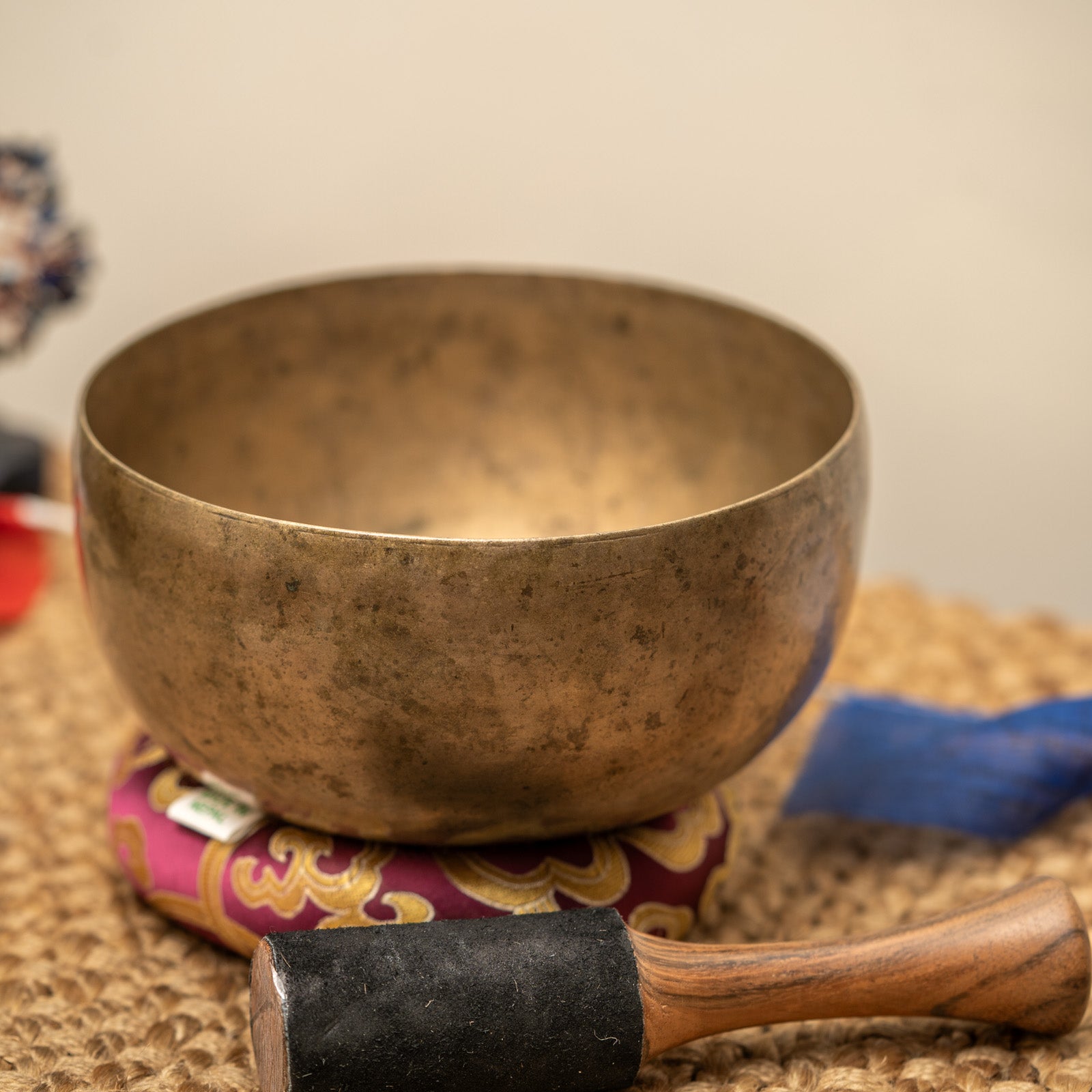 Tibetan Kovre Singing Bowl for sound healing