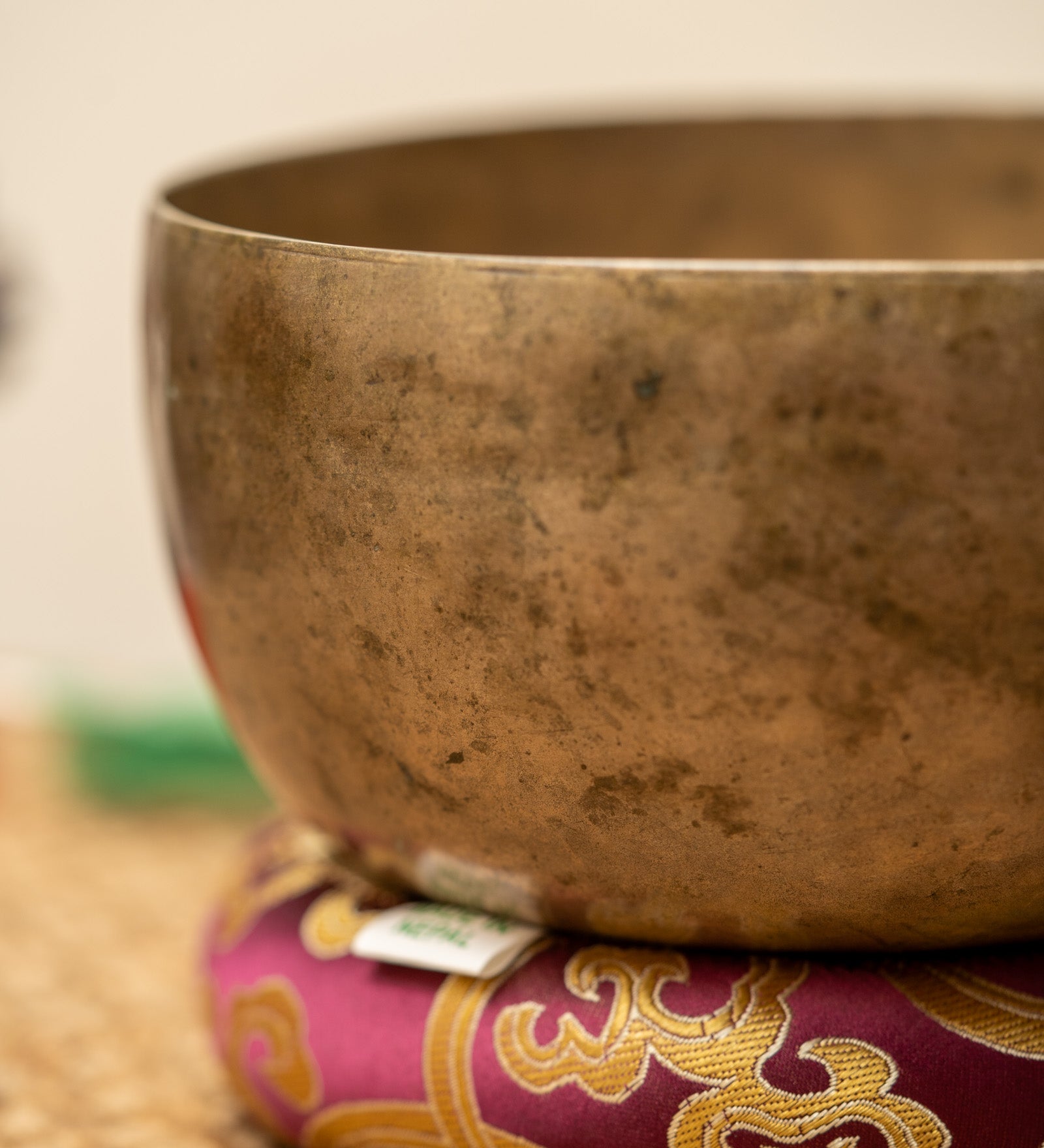 Tibetan Kovre Singing Bowl for sound healing