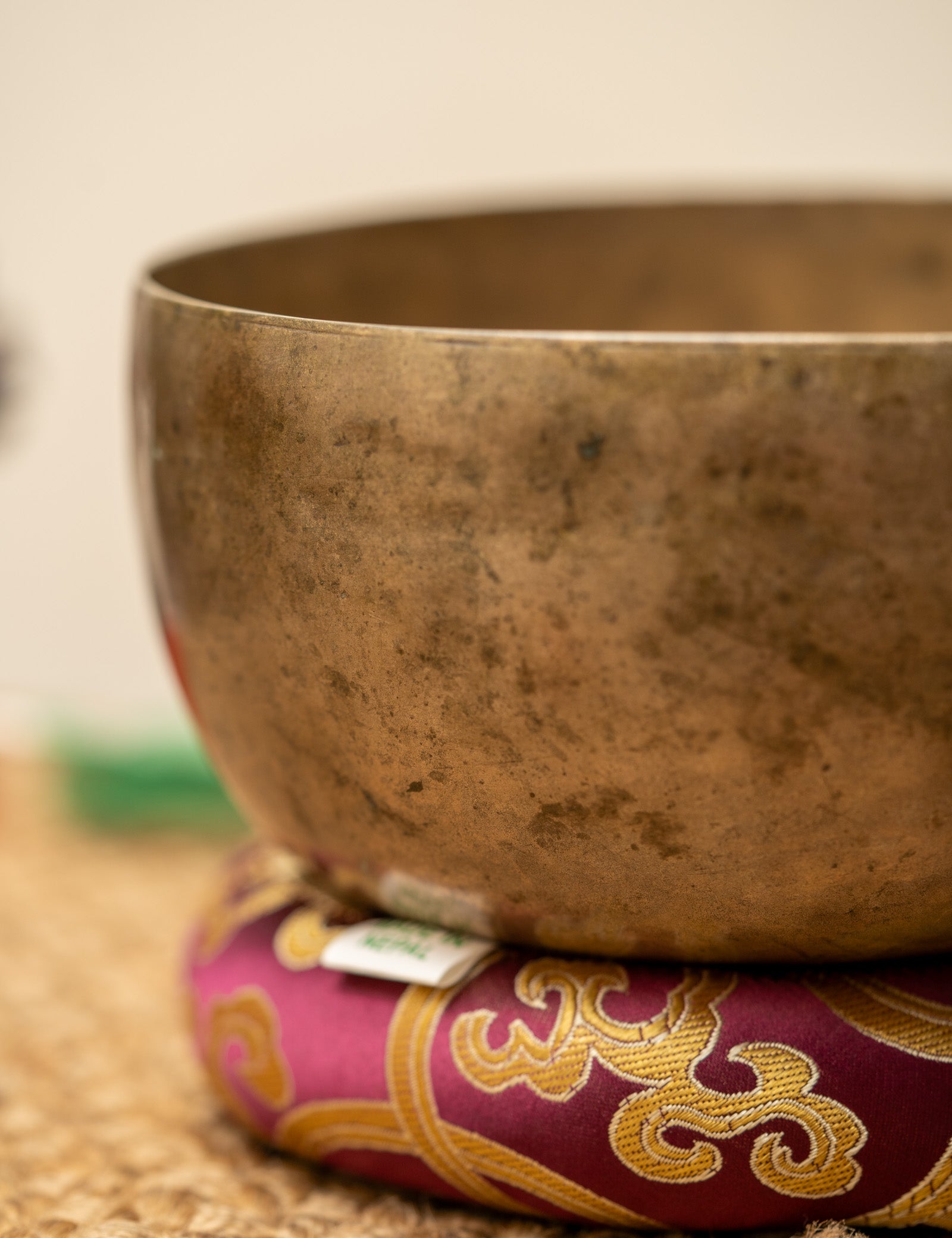 Tibetan Kovre Singing Bowl for sound healing