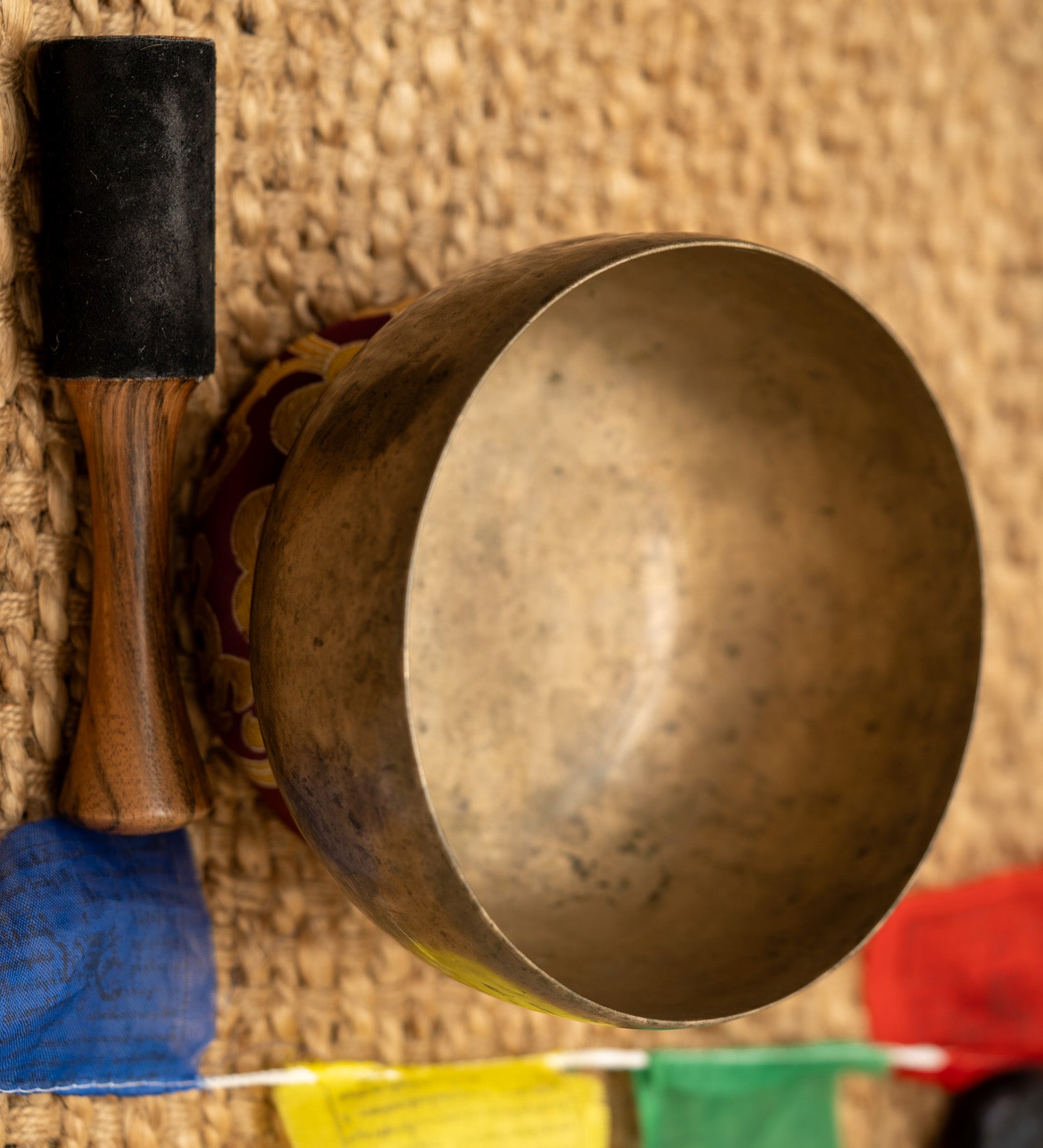 Tibetan Kovre Singing Bowl for sound healing