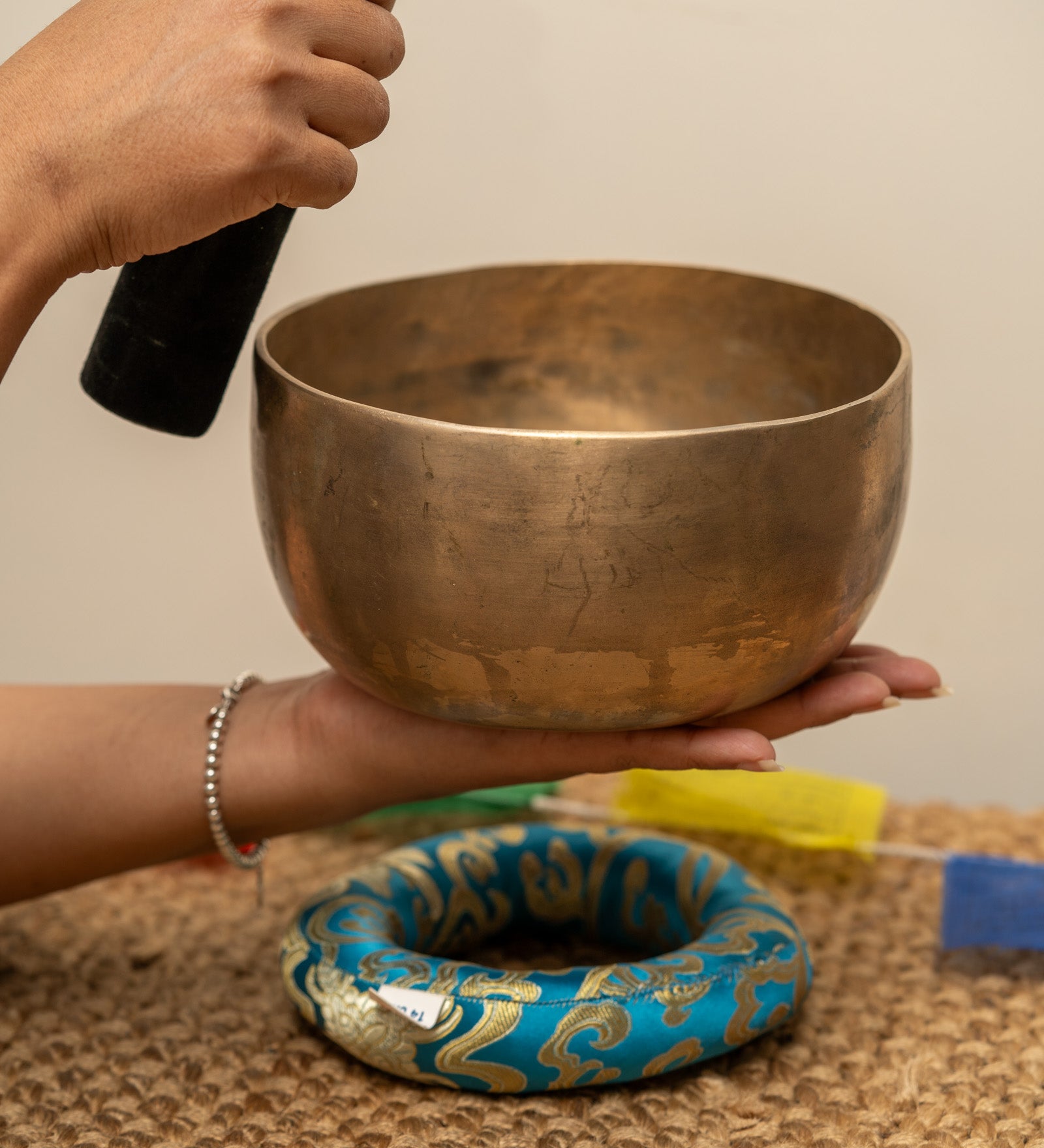 Kovre Singing Bowl - Meditation Bowl