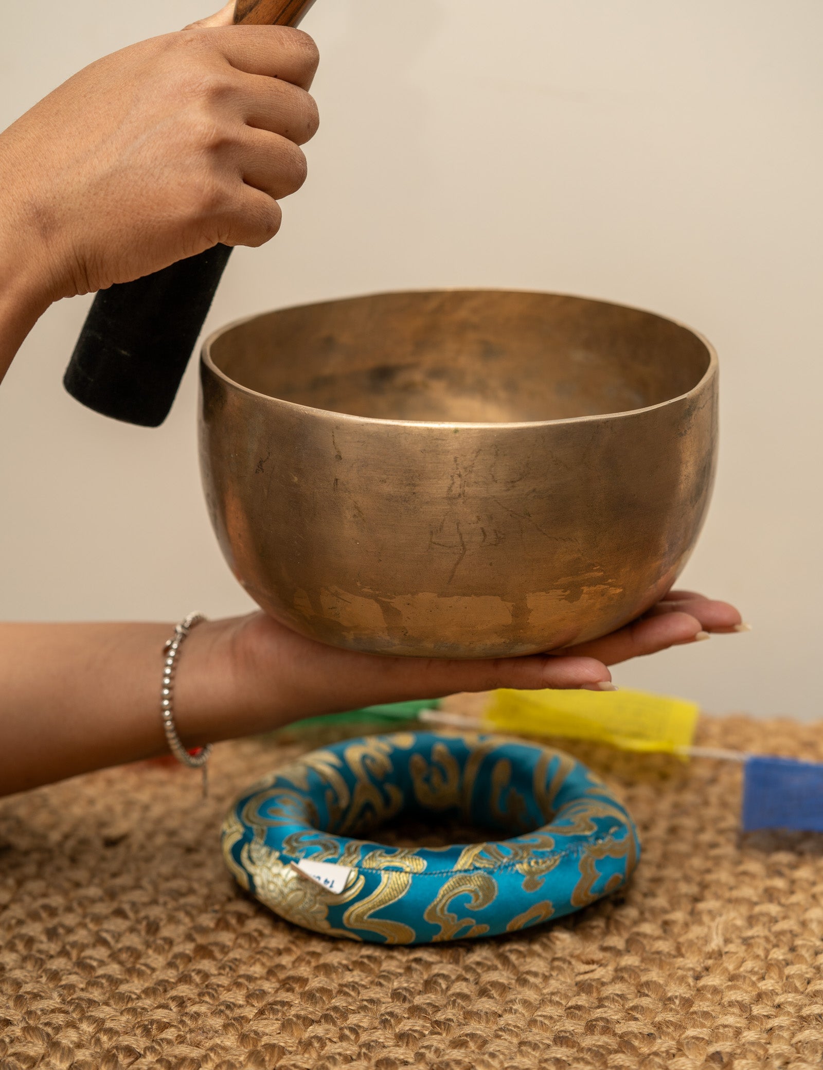 Kovre Singing Bowl - Meditation Bowl