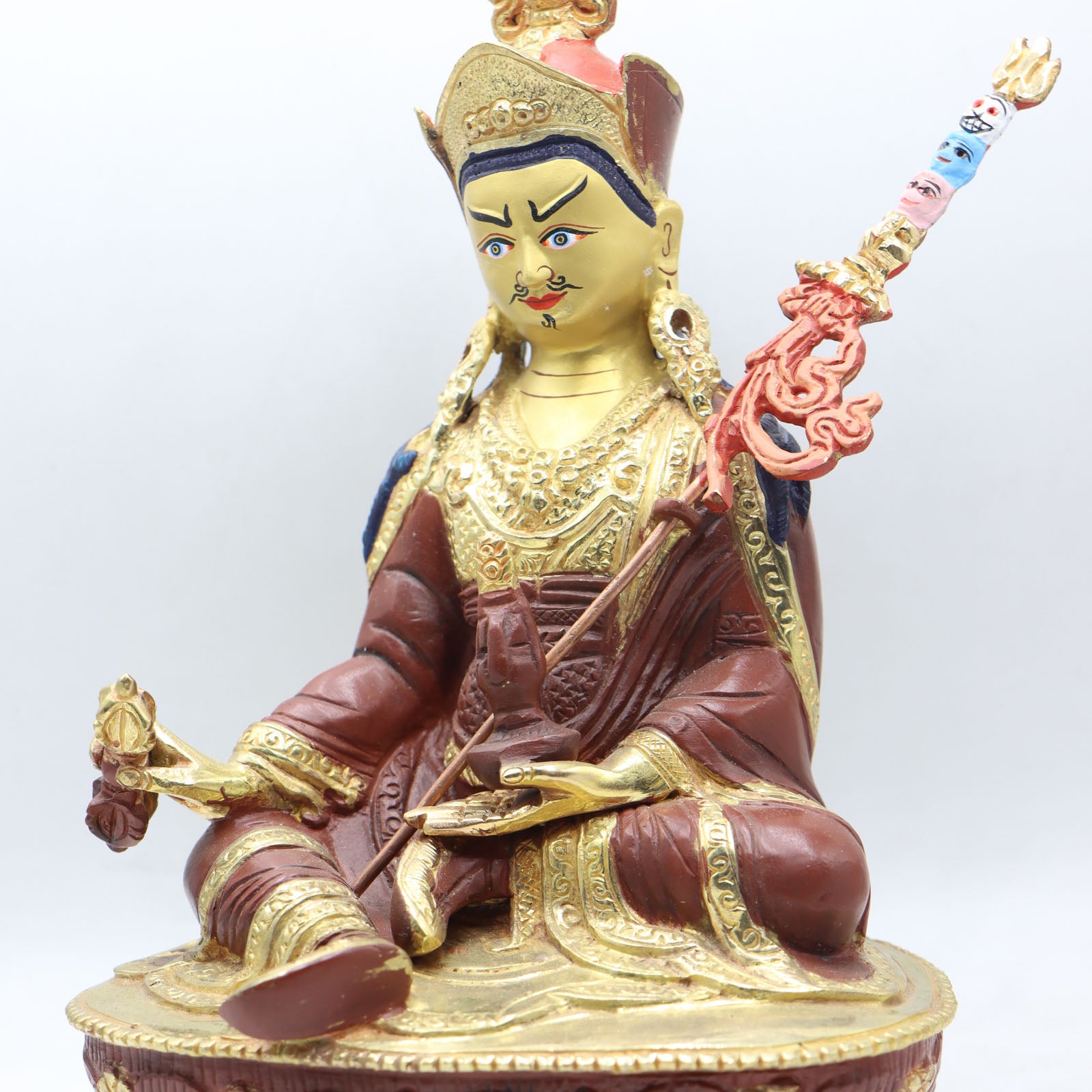 Guru Rinpoche Statue serves as a focal point for devotion, meditation, and spiritual practice.