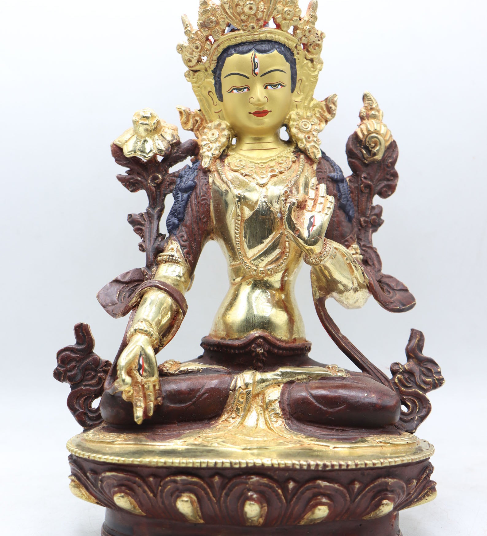 White Tara Statue for devotion and meditation in Buddhist practices.