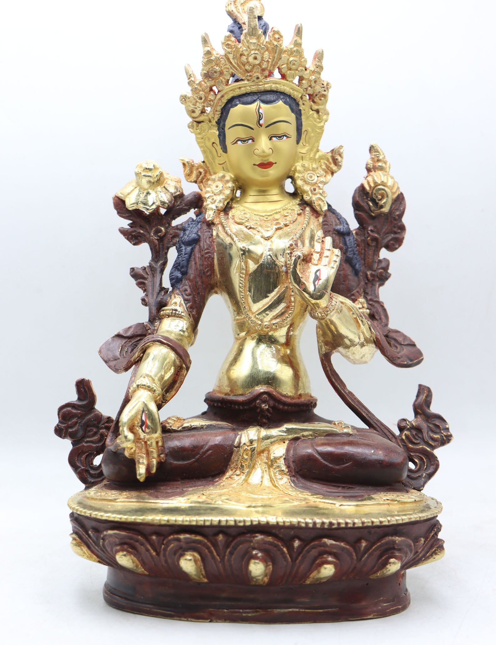 White Tara Statue for devotion and meditation in Buddhist practices.