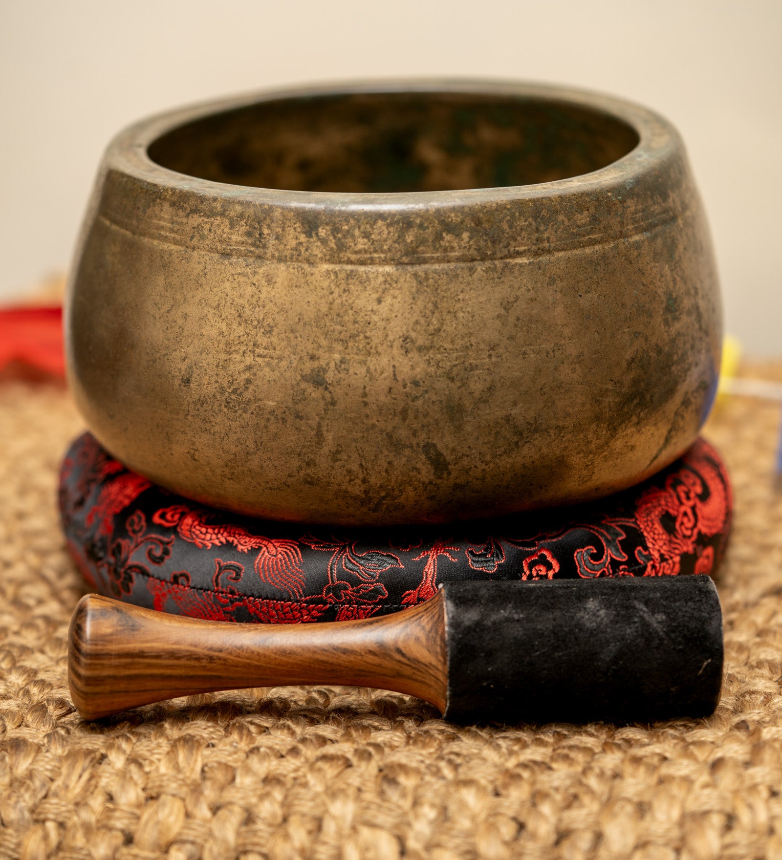 Mani Singing Bowl - Antique Singing Bowl