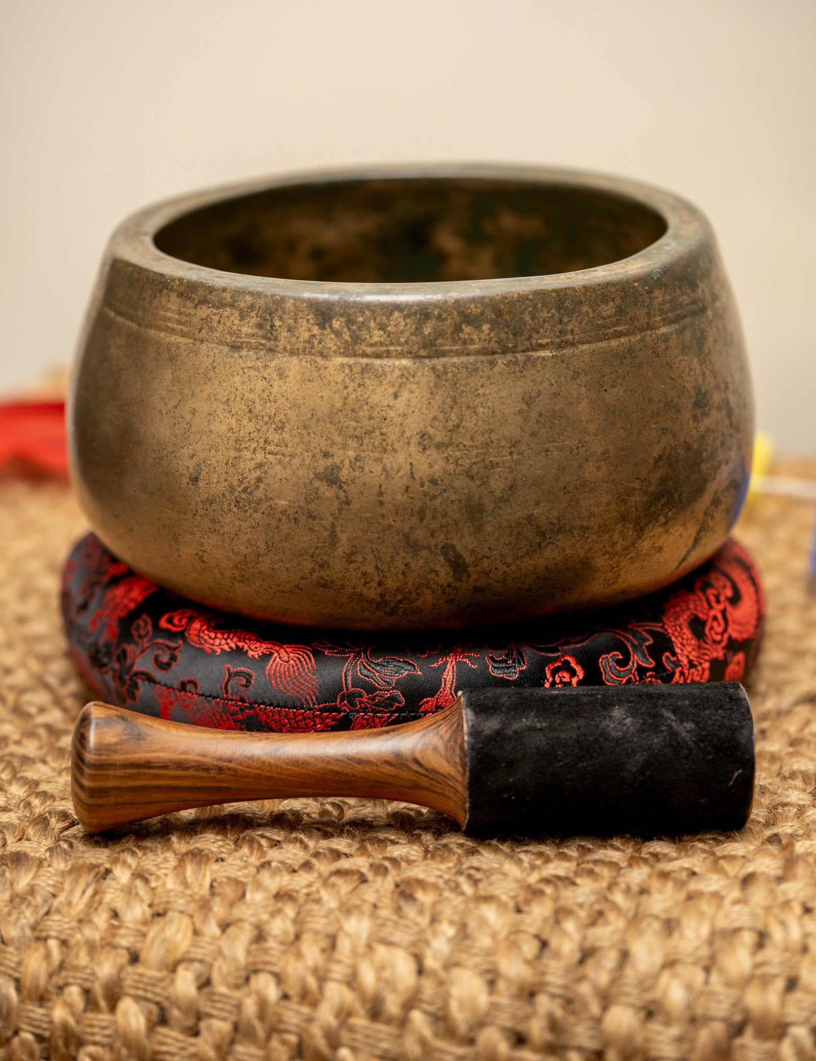 Mani Singing Bowl - Antique Singing Bowl