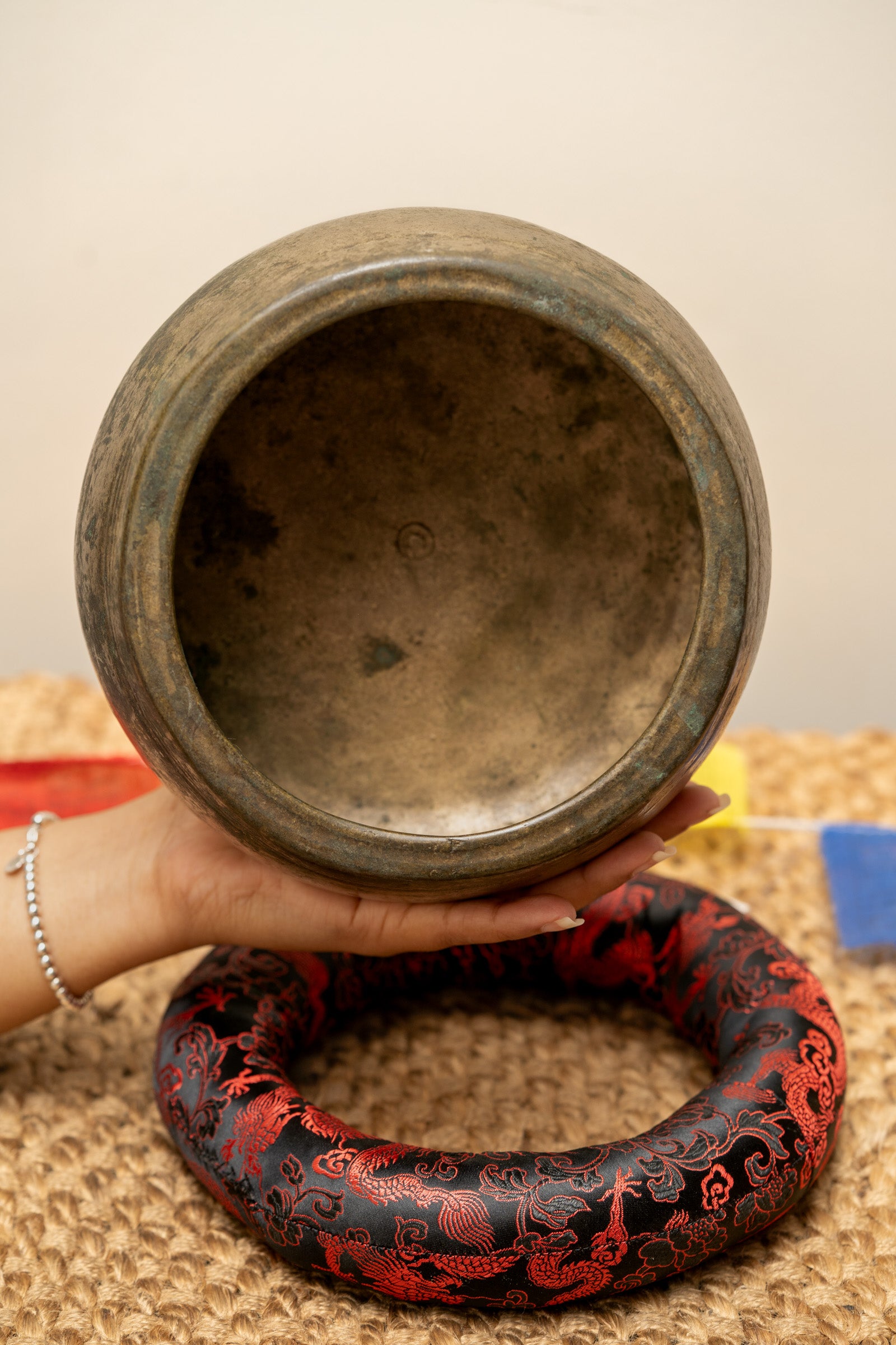 Mani Singing Bowl - Antique Singing Bowl