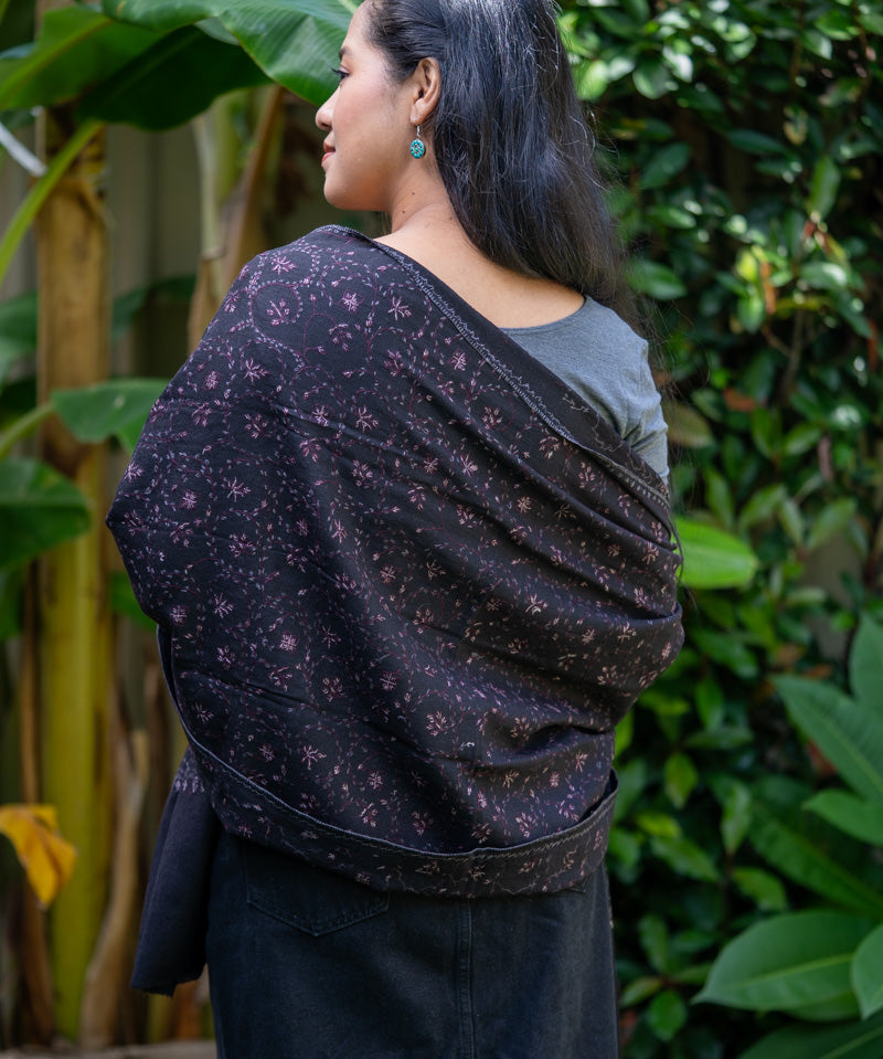 Light Embroidered Pashmina Shawl - Authentic Cashmere Shawl