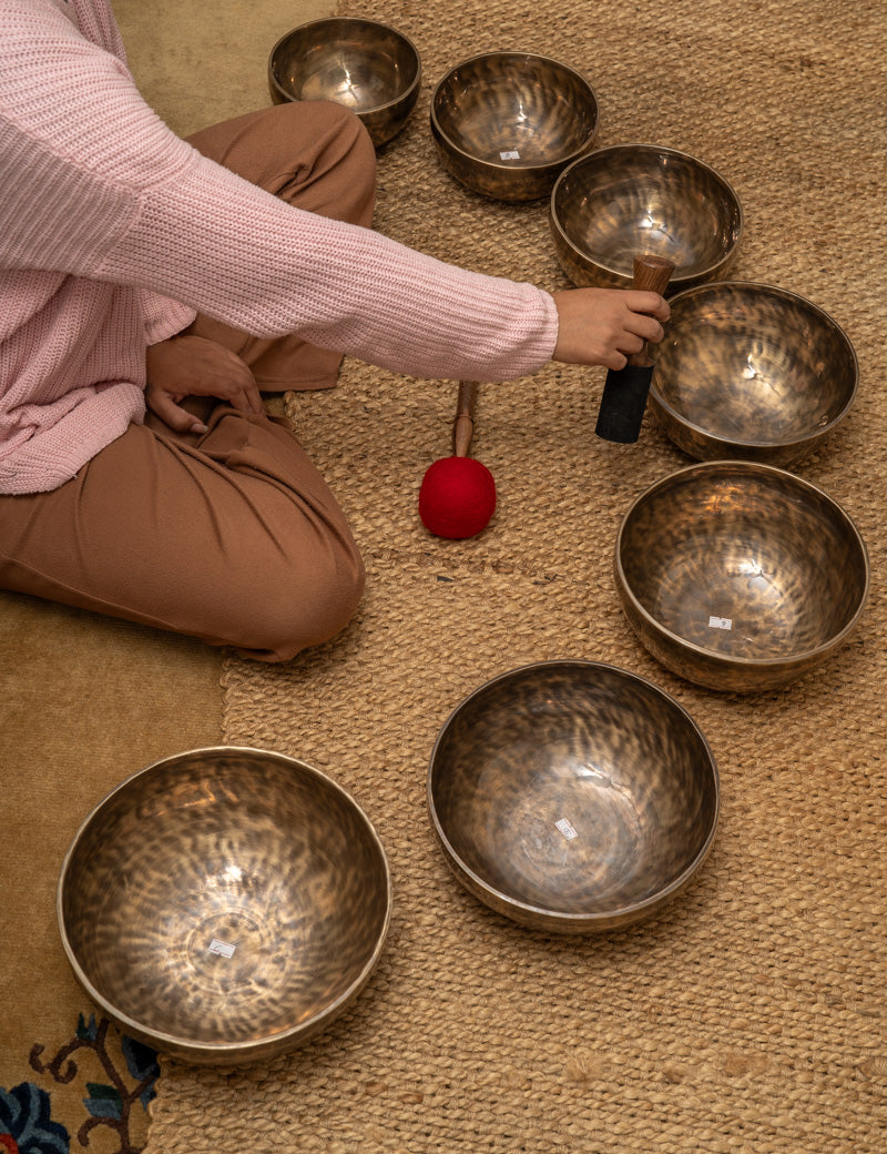  Full Moon Set of 7 Singing Bowls - Tibetan Sound Healing Bowl 