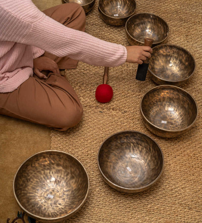  Full Moon Set of 7 Singing Bowls - Tibetan Sound Healing Bowl 