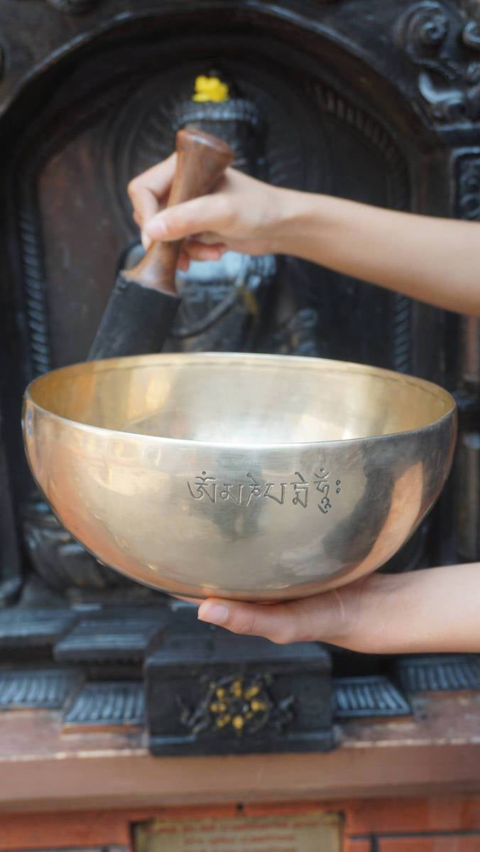 Standing Tara Engraved Singing Bowl