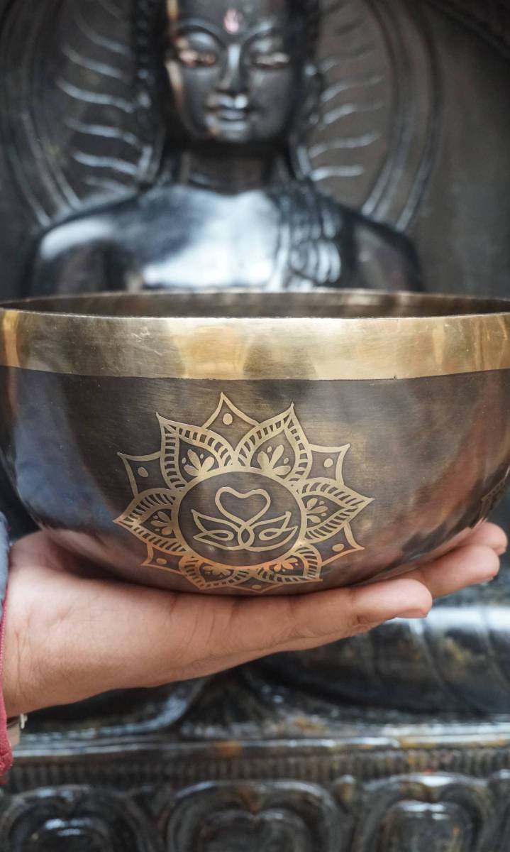 Lotus Mandala Singing Bowl - Tibetan Meditation Bowl