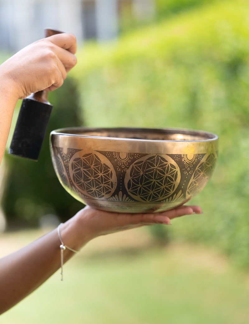  Amitabha Singing Bowl - Tibetan Bowl for meditation practice.