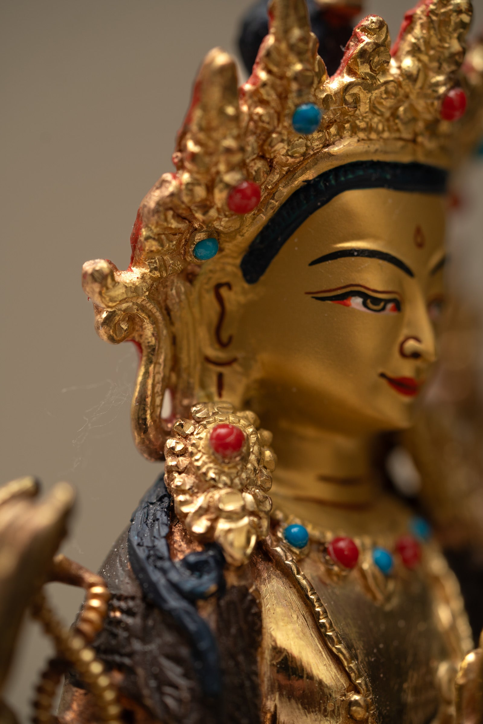 Chengresi Statue - Handcrafted Tibetan statue 