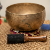 Professional Thadobati Singing Bowl for sound healing.