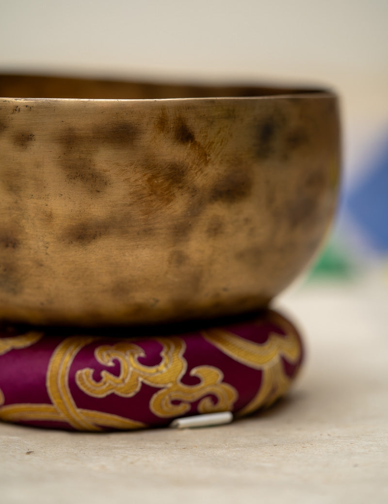 Thadobati Singing Bowl - Handcrafted Tibetan Singing Bowl