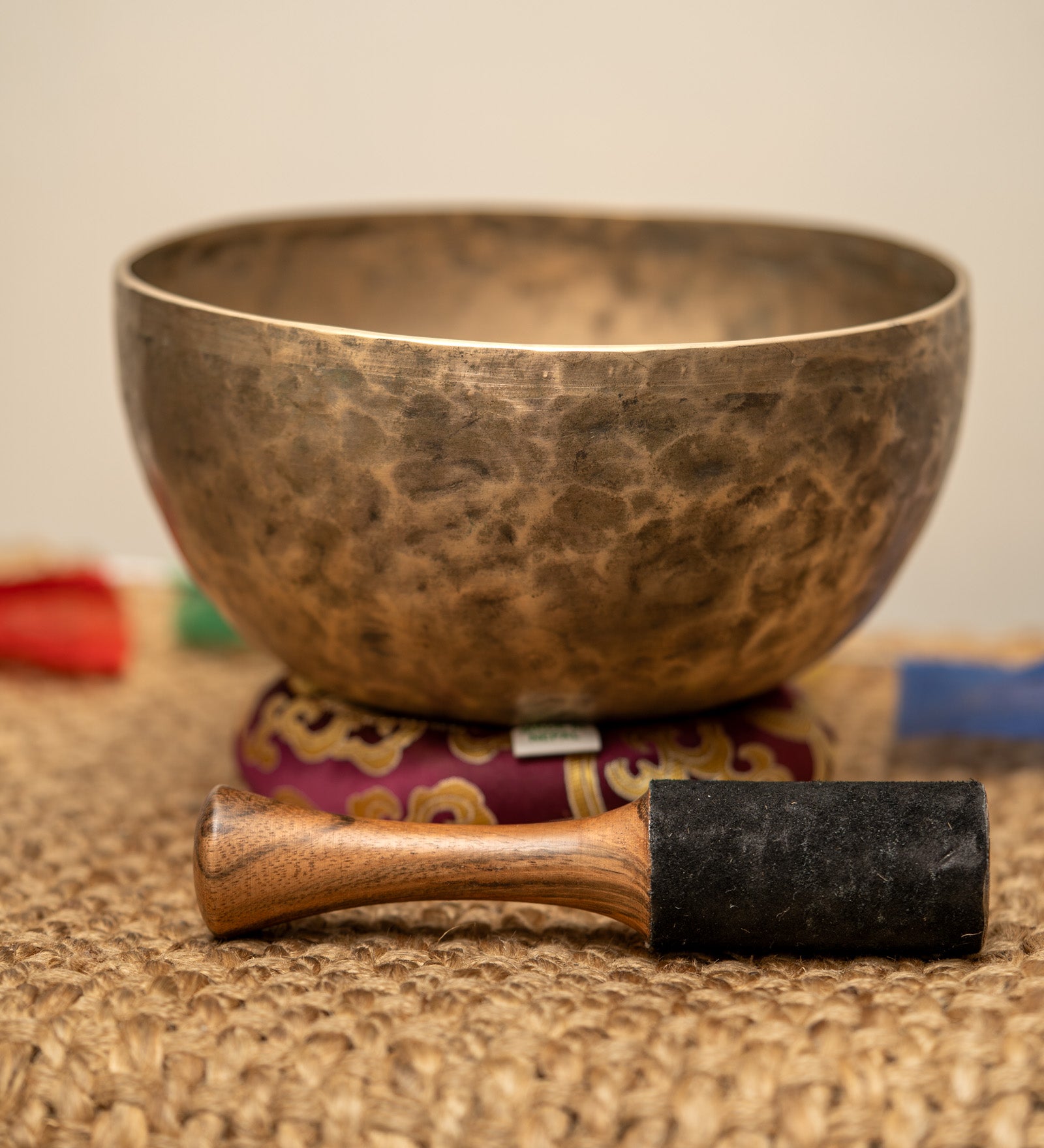 Handcrafted Premium Thadobati Singing Bowl