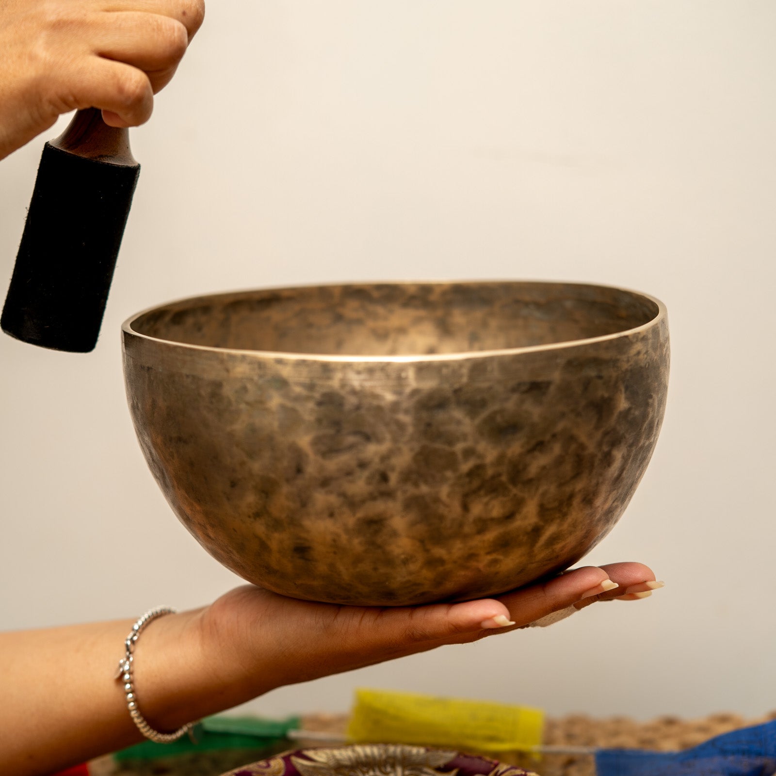 Handcrafted Premium Thadobati Singing Bowl