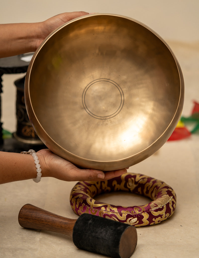 Professional Therapy Singing Bowl - Handcrafted Tibetan Bowl