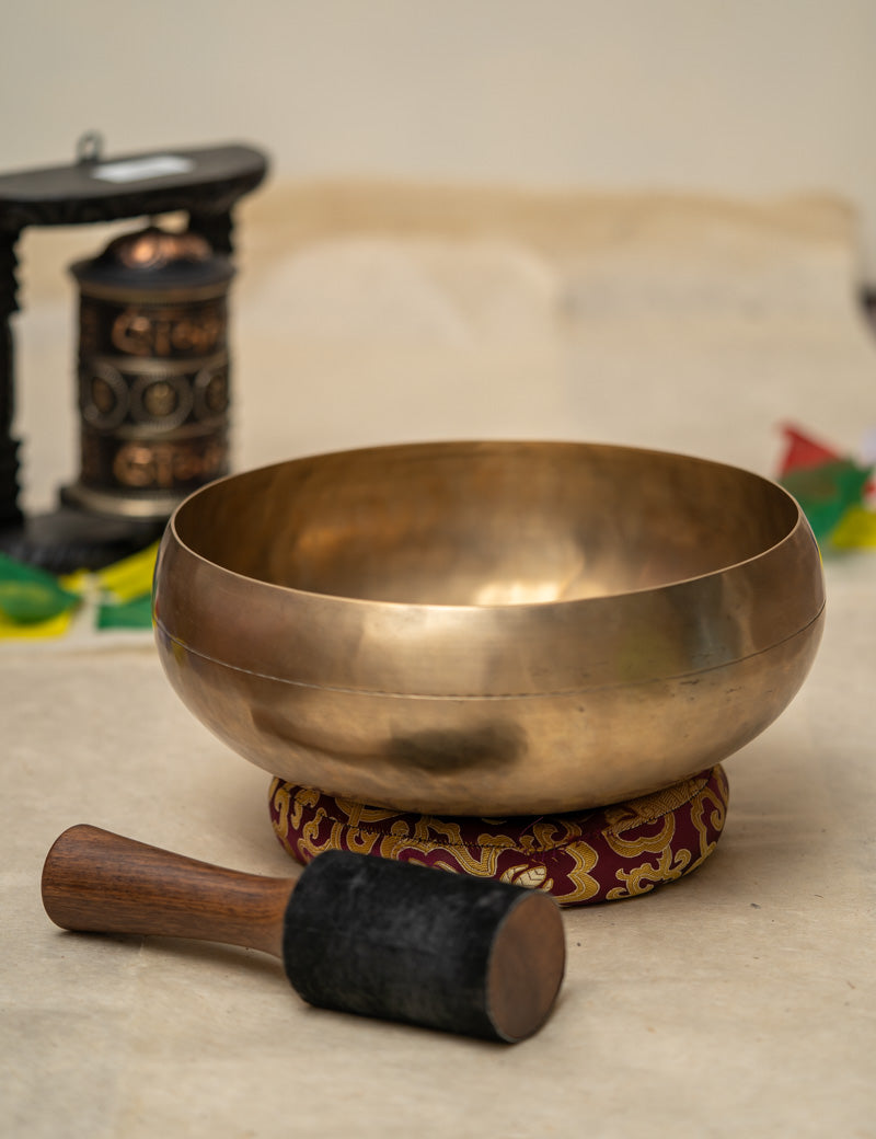 Professional Therapy Singing Bowl - Handcrafted Tibetan Bowl