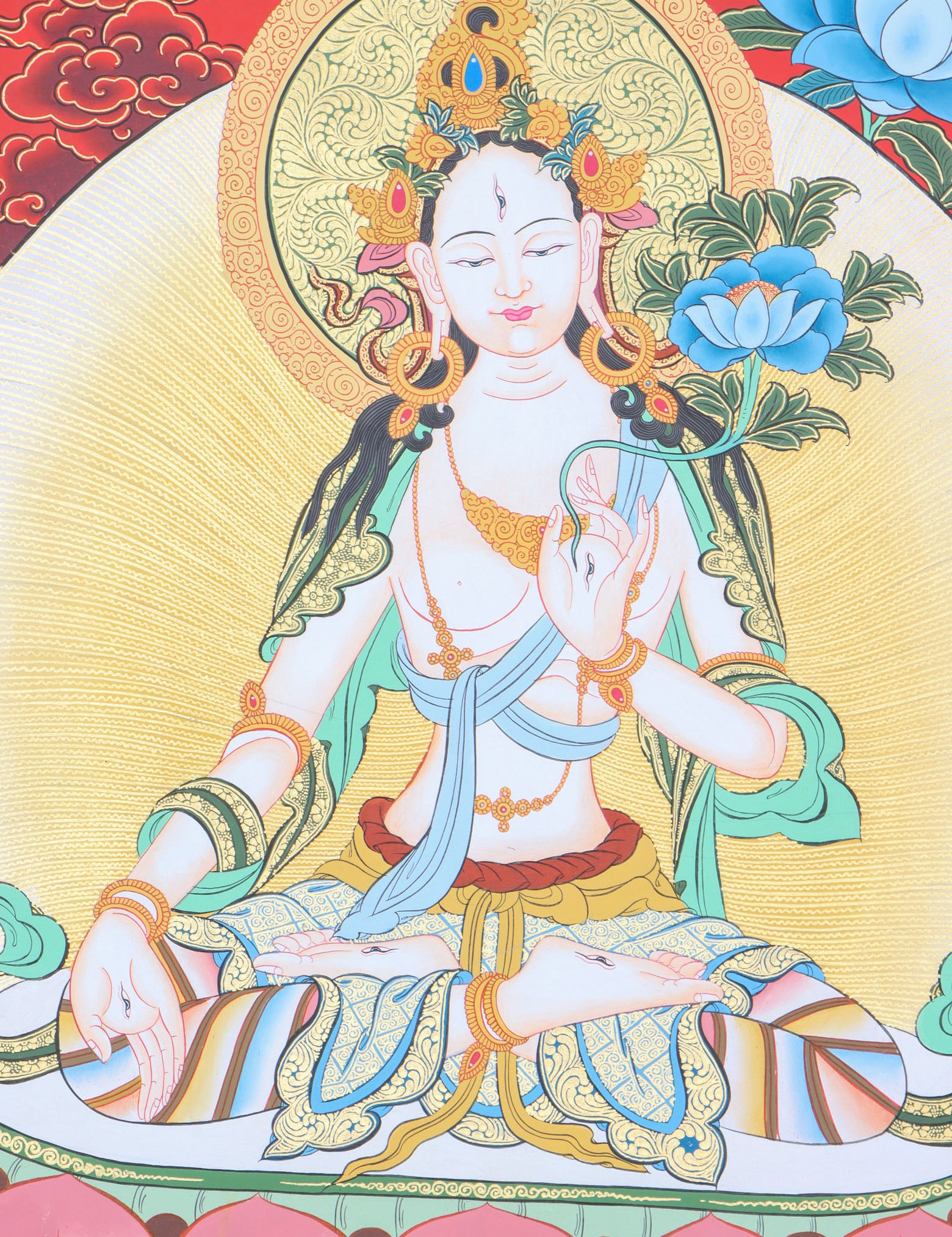  White Tara thangka is a powerful meditation tool, linking the practitioner to White Tara's love and wisdom.