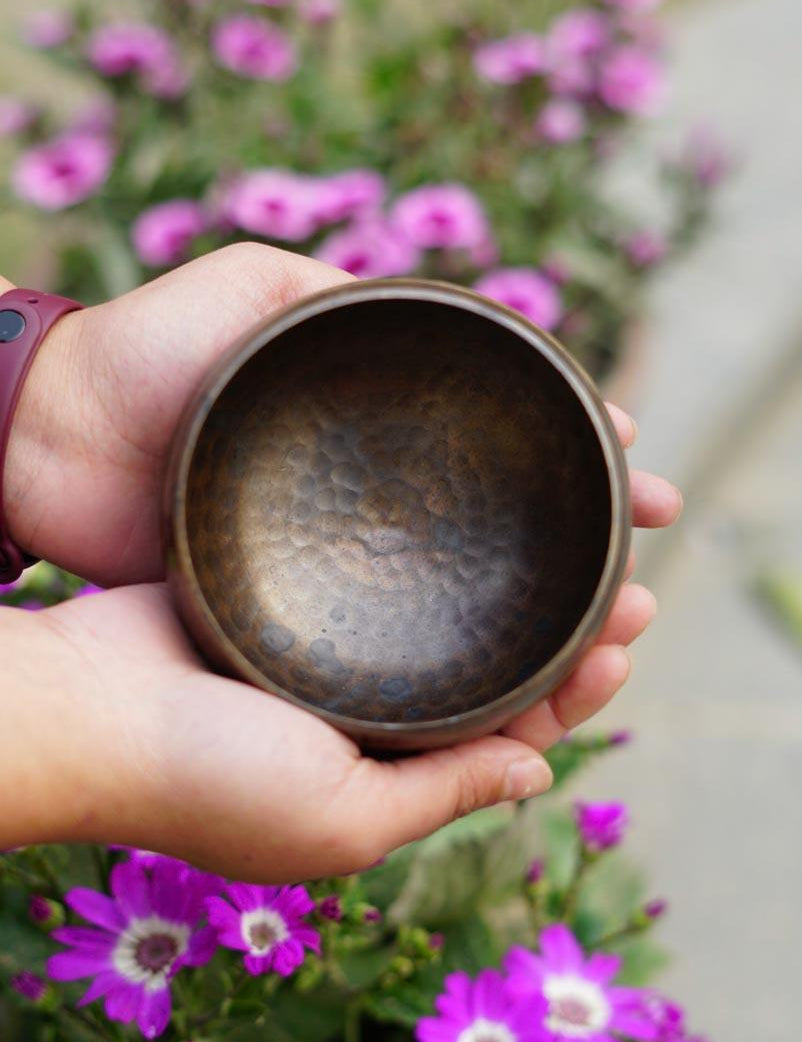 Dotted hammered singing bowl from Nepal