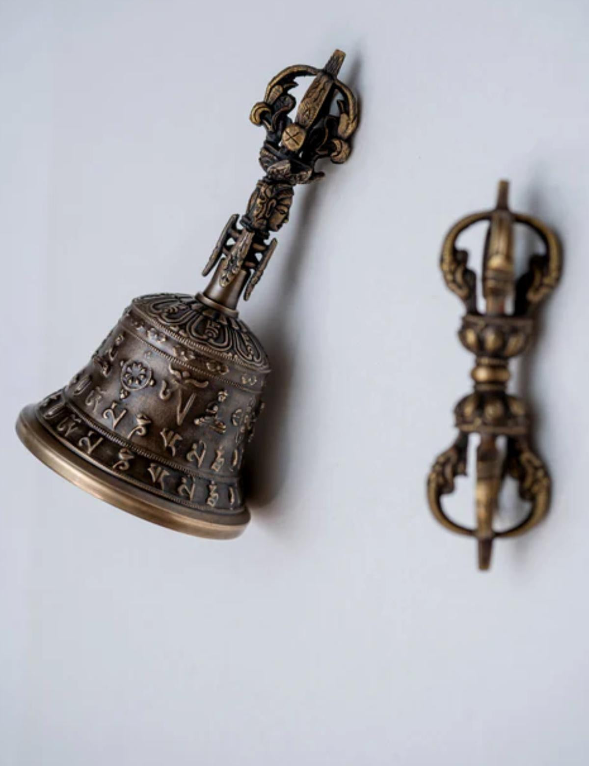 Tibetan Vajra and bell - Handmade Tibetan Vajra and bell - HimalayasShop