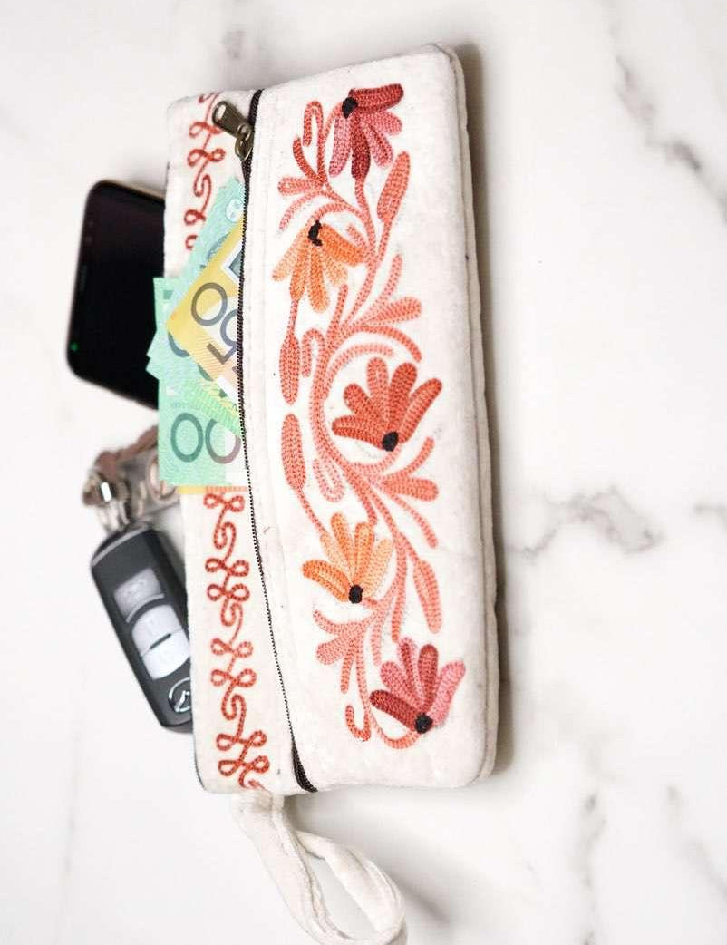 Unique style women purse with floral hand-embroidery, easy to carry and stylist design