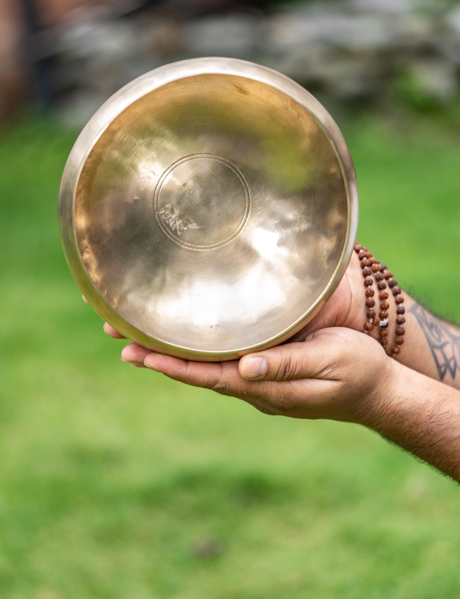 Peter Hess Singing Bowl from Himalayas Nepal - Himalayas Shop